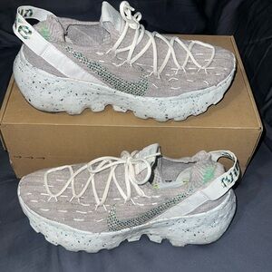 Nike space hippie 04